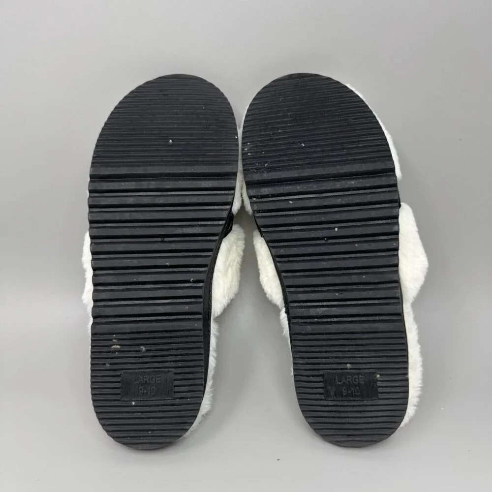 Born Men’s  Slipper Faux Shearling Lining White Men Size Large (9-10)